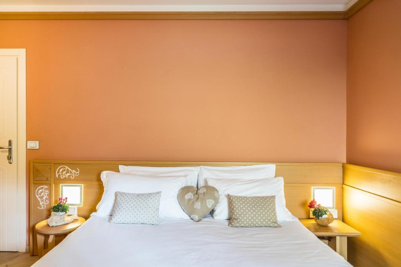 Hotel Bellavista Ravascletto Eksteriør bilde