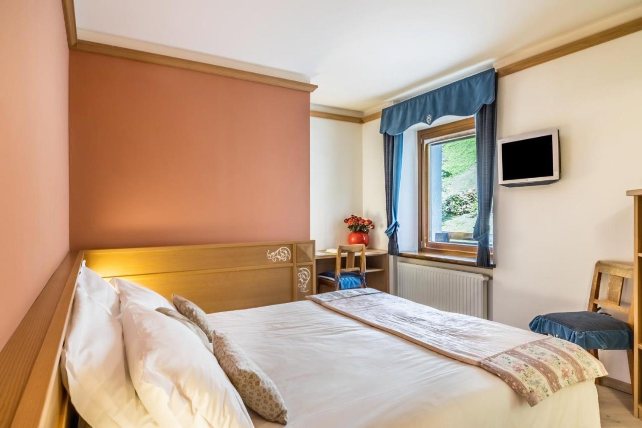 Hotel Bellavista Ravascletto Eksteriør bilde