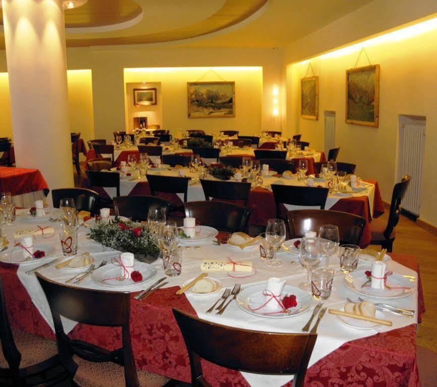 Hotel Bellavista Ravascletto Eksteriør bilde